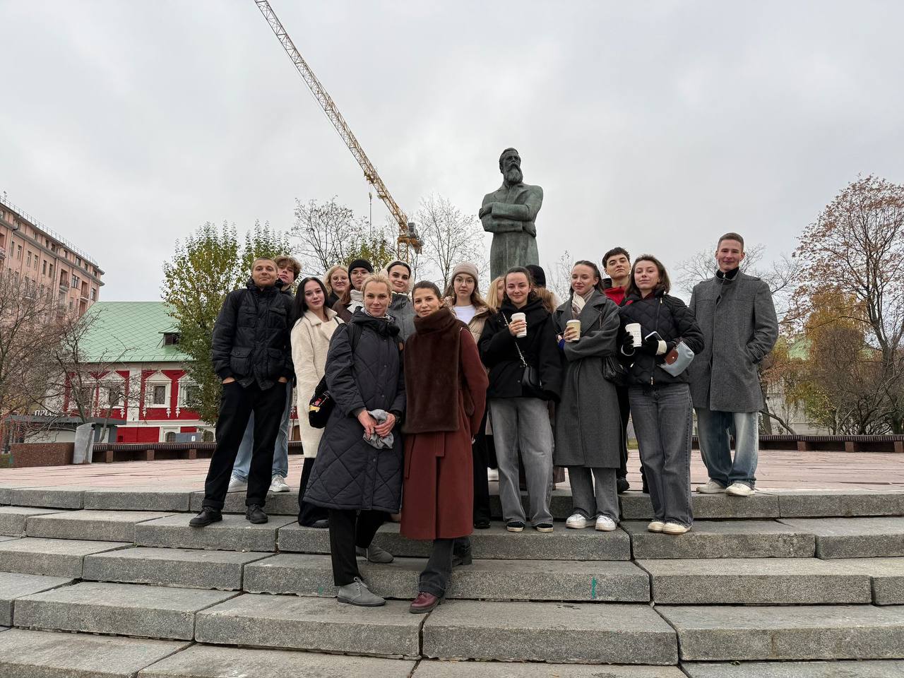 Английский язык в действии: Студенты провели экскурсии по историческому центру Москвы