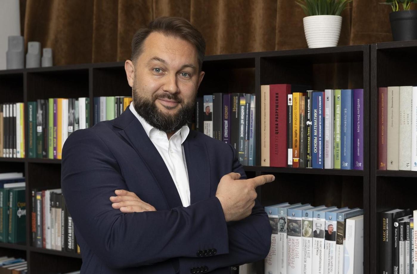 Рекорды и вызовы ИОН: интервью директора института Павла Голосова